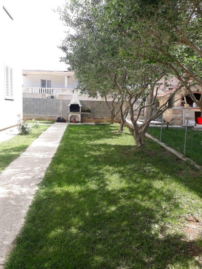 Apartmani Ruza Novalja Kültér fotó