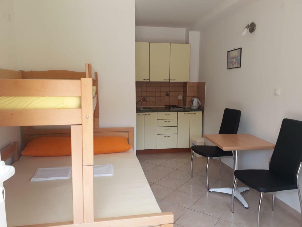 Apartmani Ruza Novalja Kültér fotó