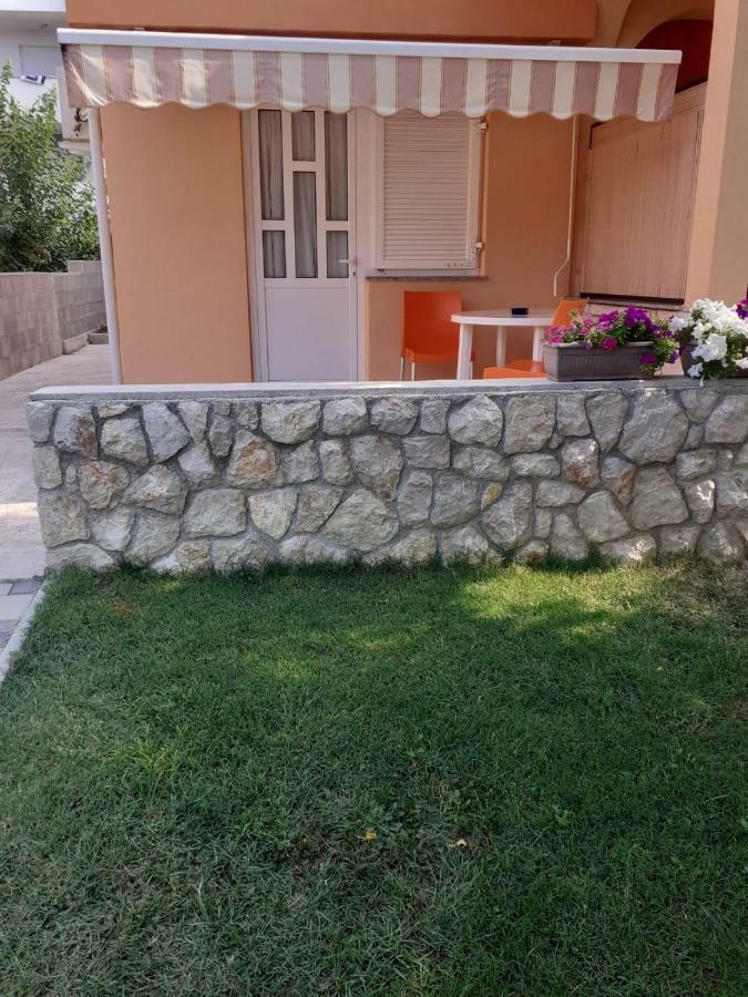 Apartmani Ruza Novalja Kültér fotó