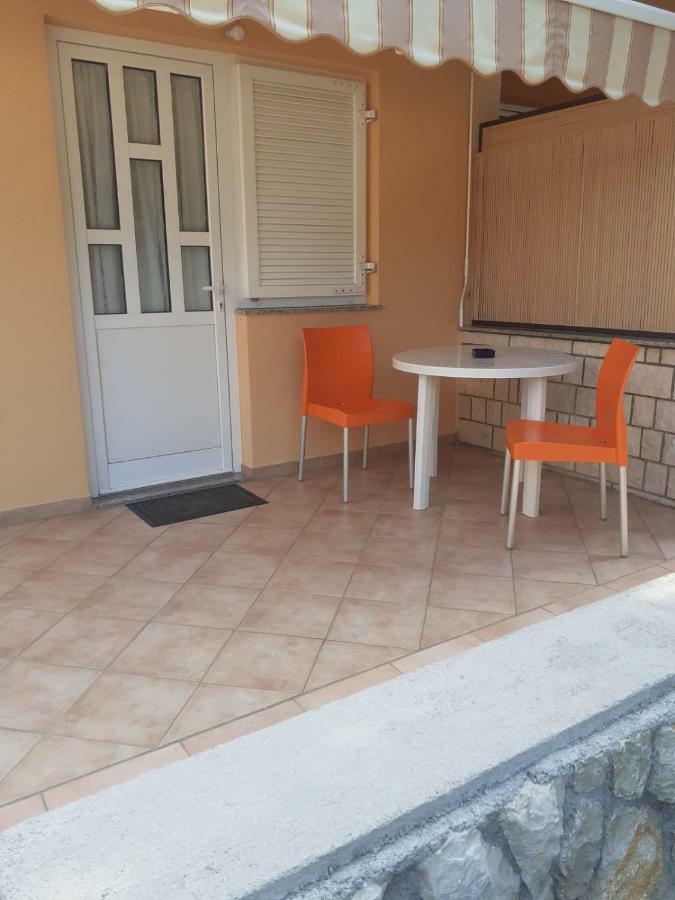 Apartmani Ruza Novalja Kültér fotó